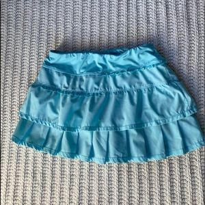 Turquoise blue ruffled tennis skirt